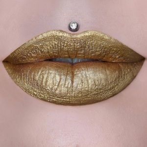 Jeffree Star Velour Liquid Lipstick- First Class